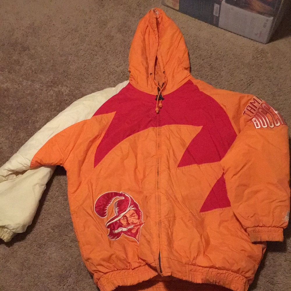 Tampa Bay Buccaneers Puff Jacket